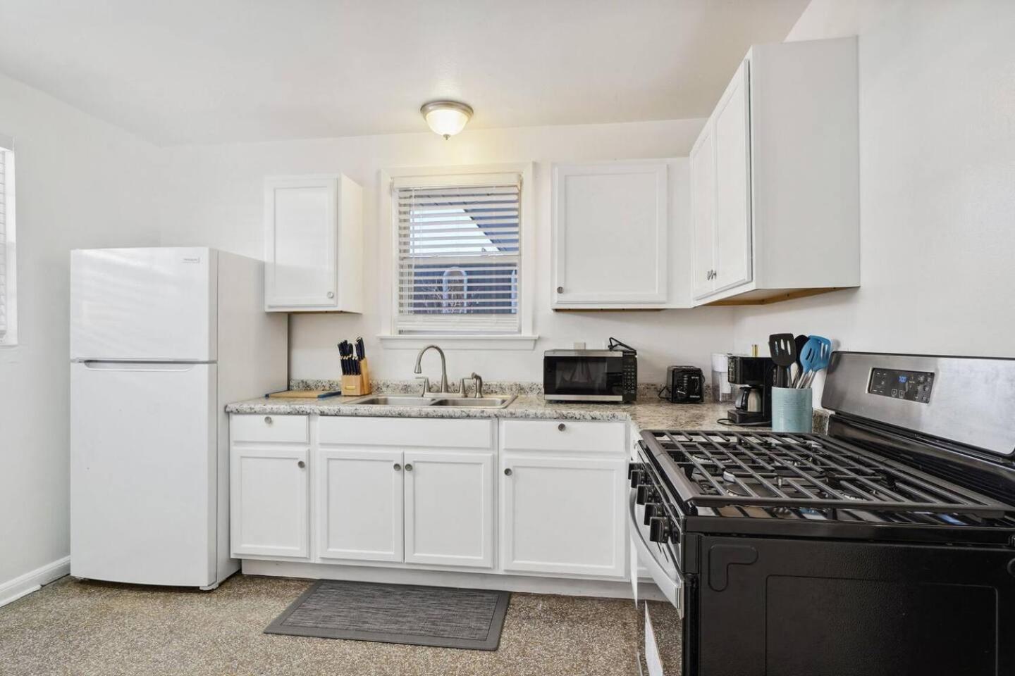 NOLA (2BD) Vacation hub view 4