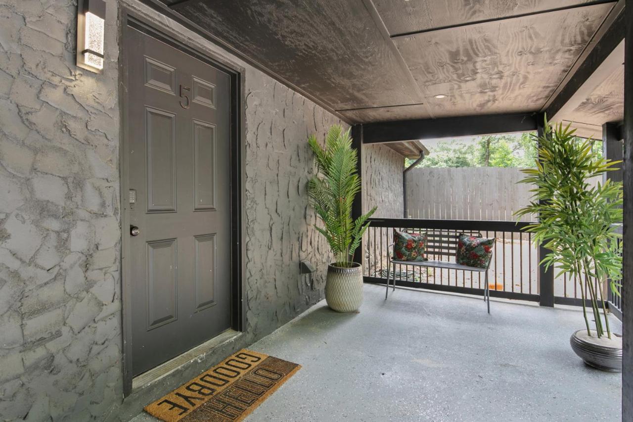 Family-Friendly 2BR Getaway view 3