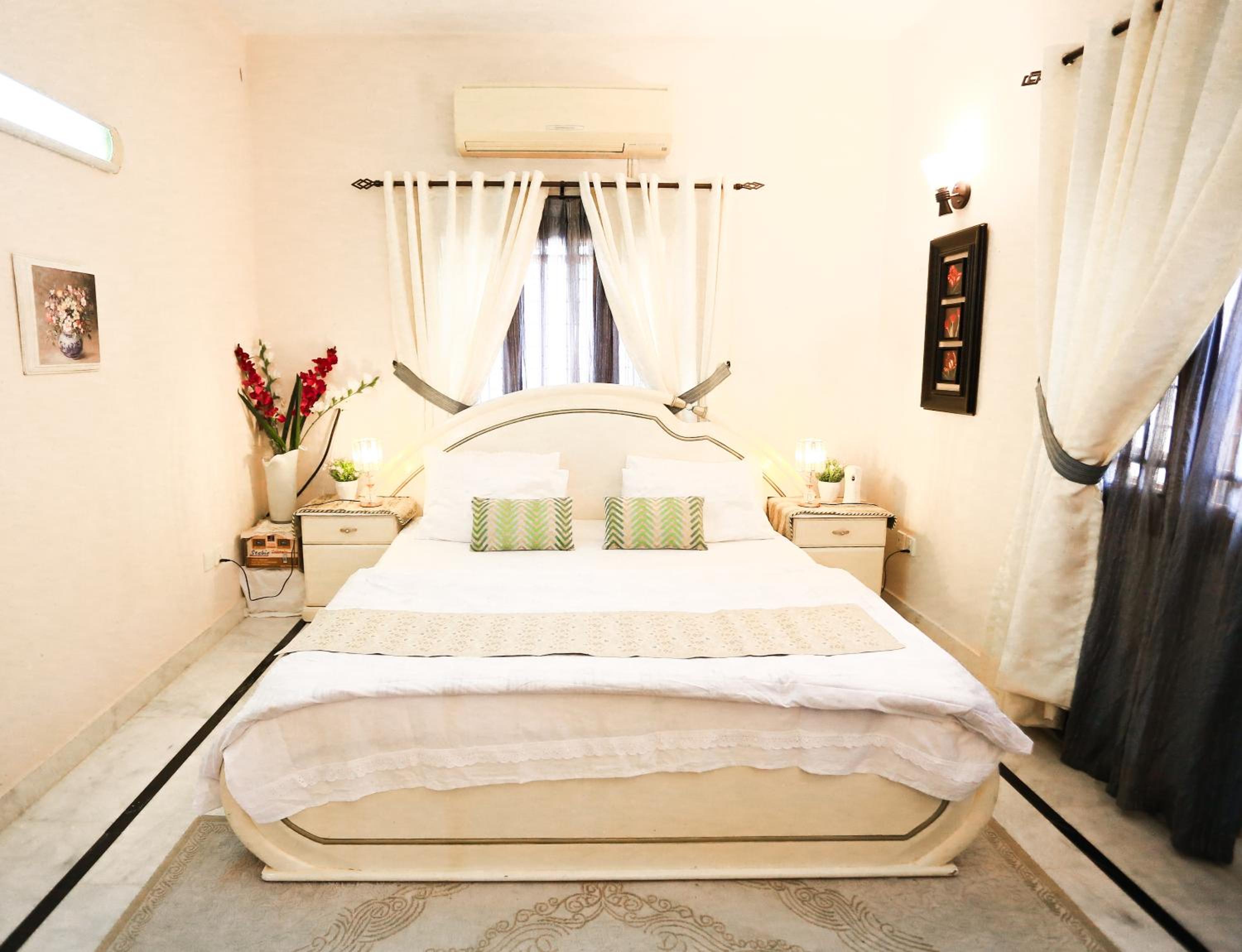 Mohalla Rooftop Retreat view 5
