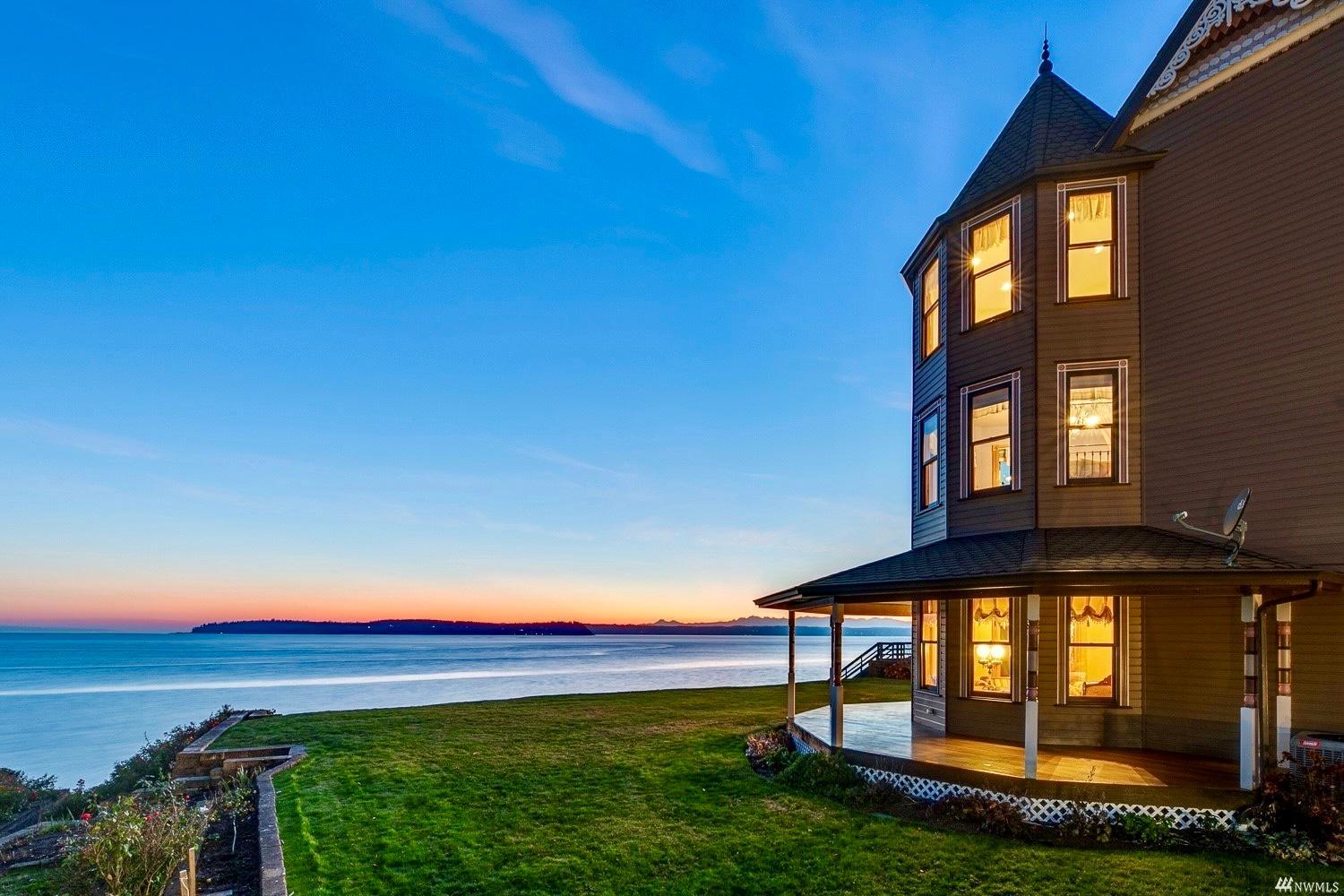 Luxury Bayfront Oasis with Private Beach Access, Near Tulalip Casino and Outlets!, photo 23