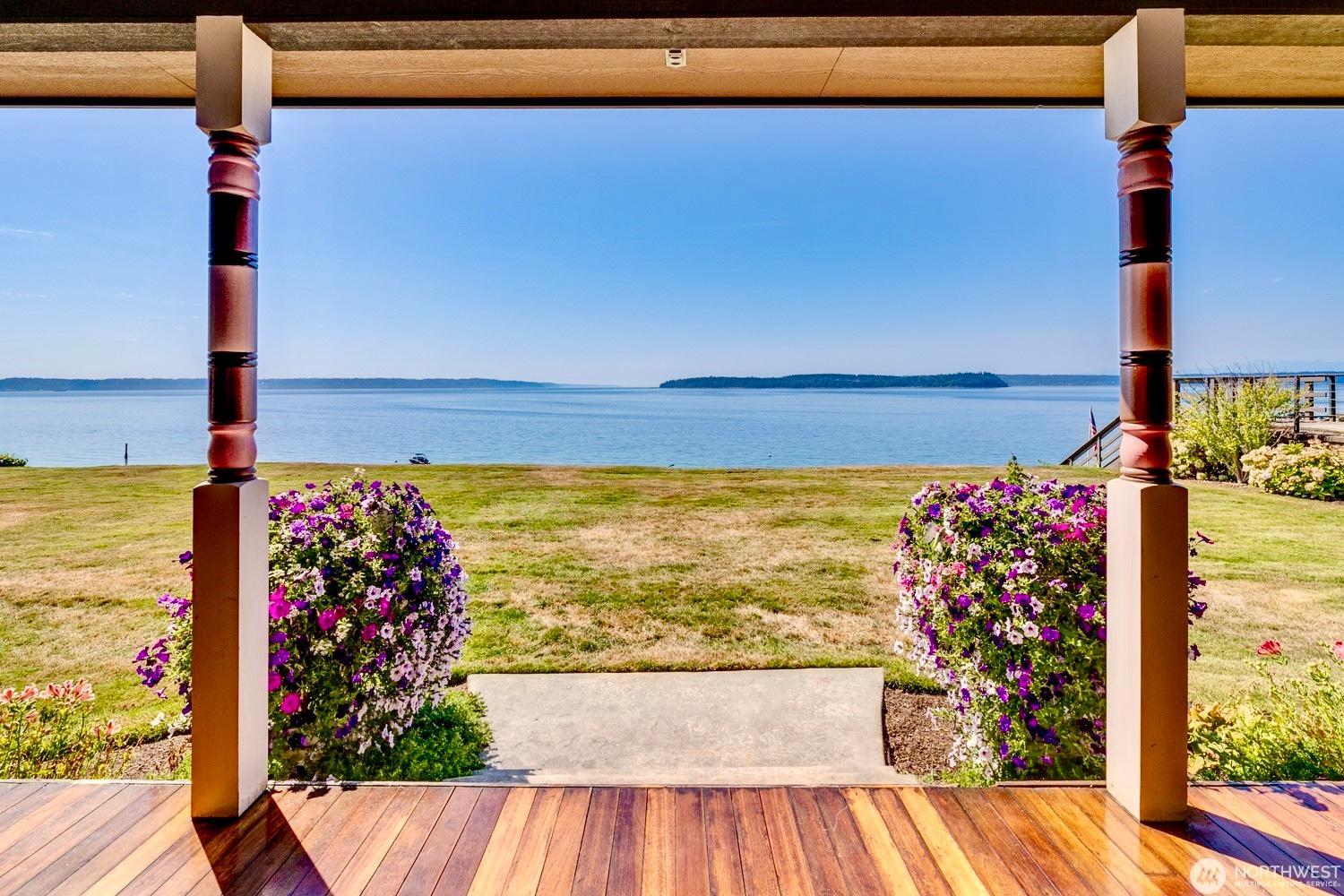Luxury Bayfront Oasis with Private Beach Access, Near Tulalip Casino and Outlets!, photo 6