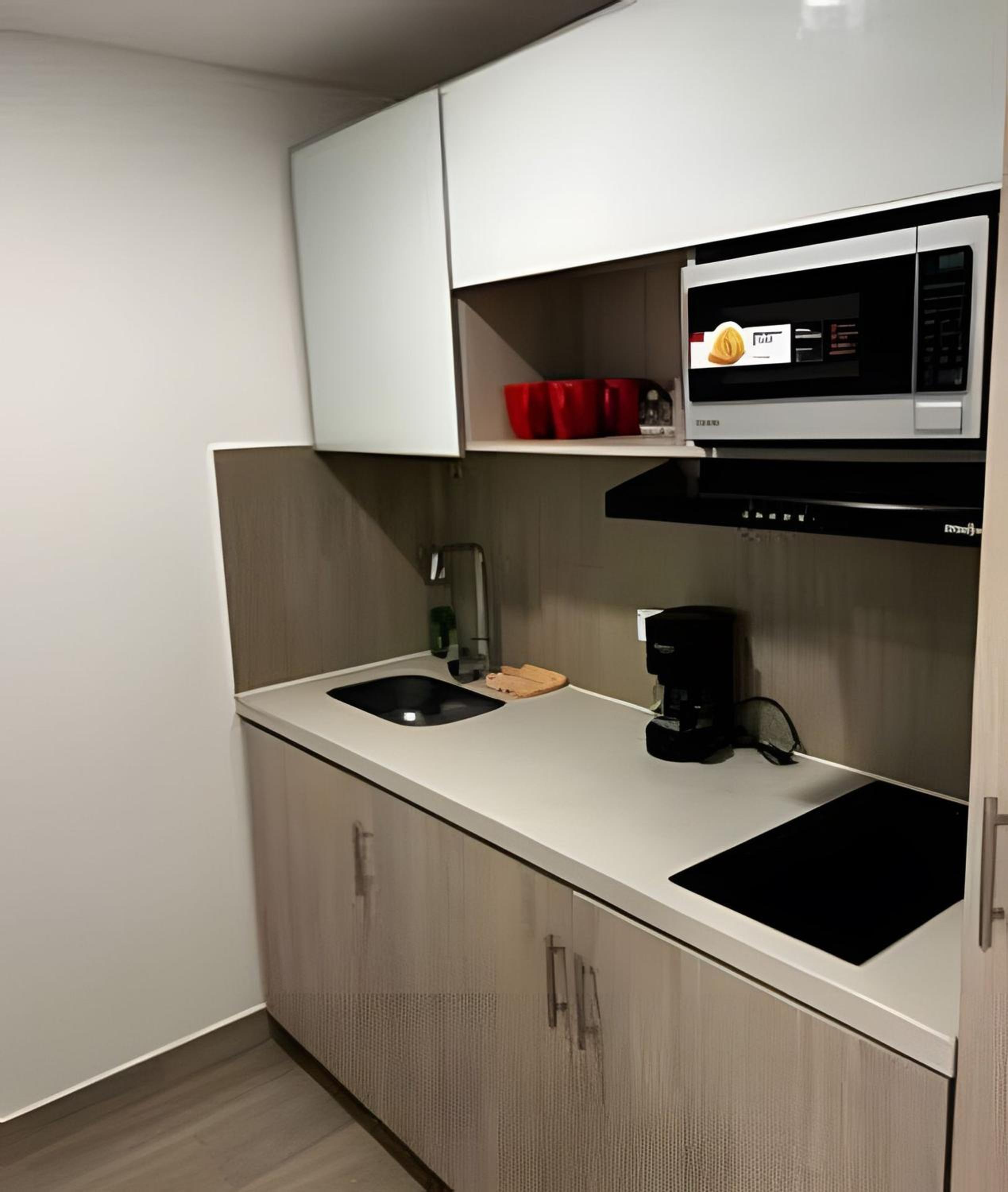 Hermoso apartamento con vista al atardecer 312