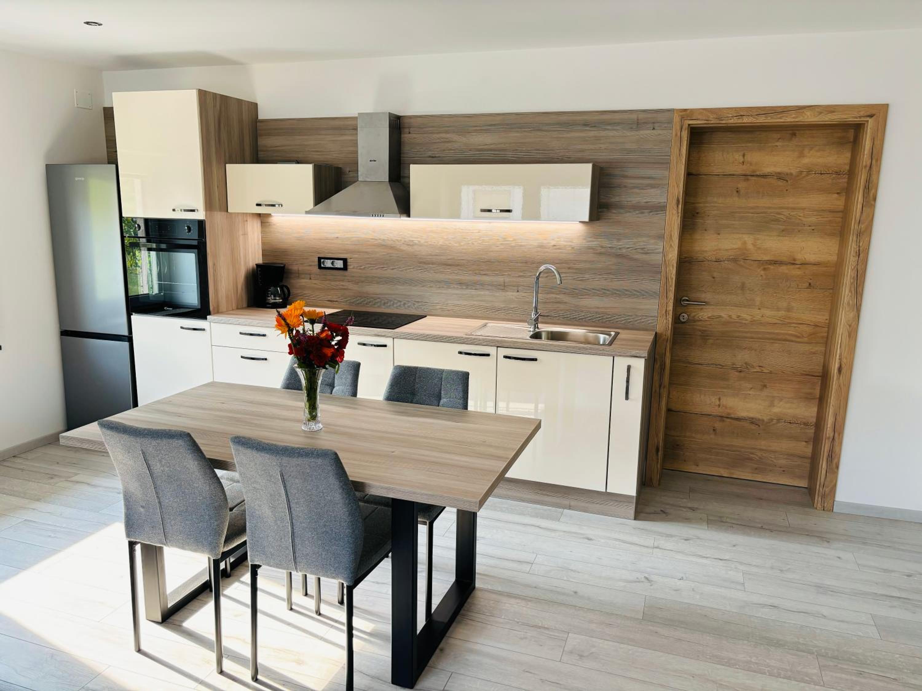 Livan Apartment