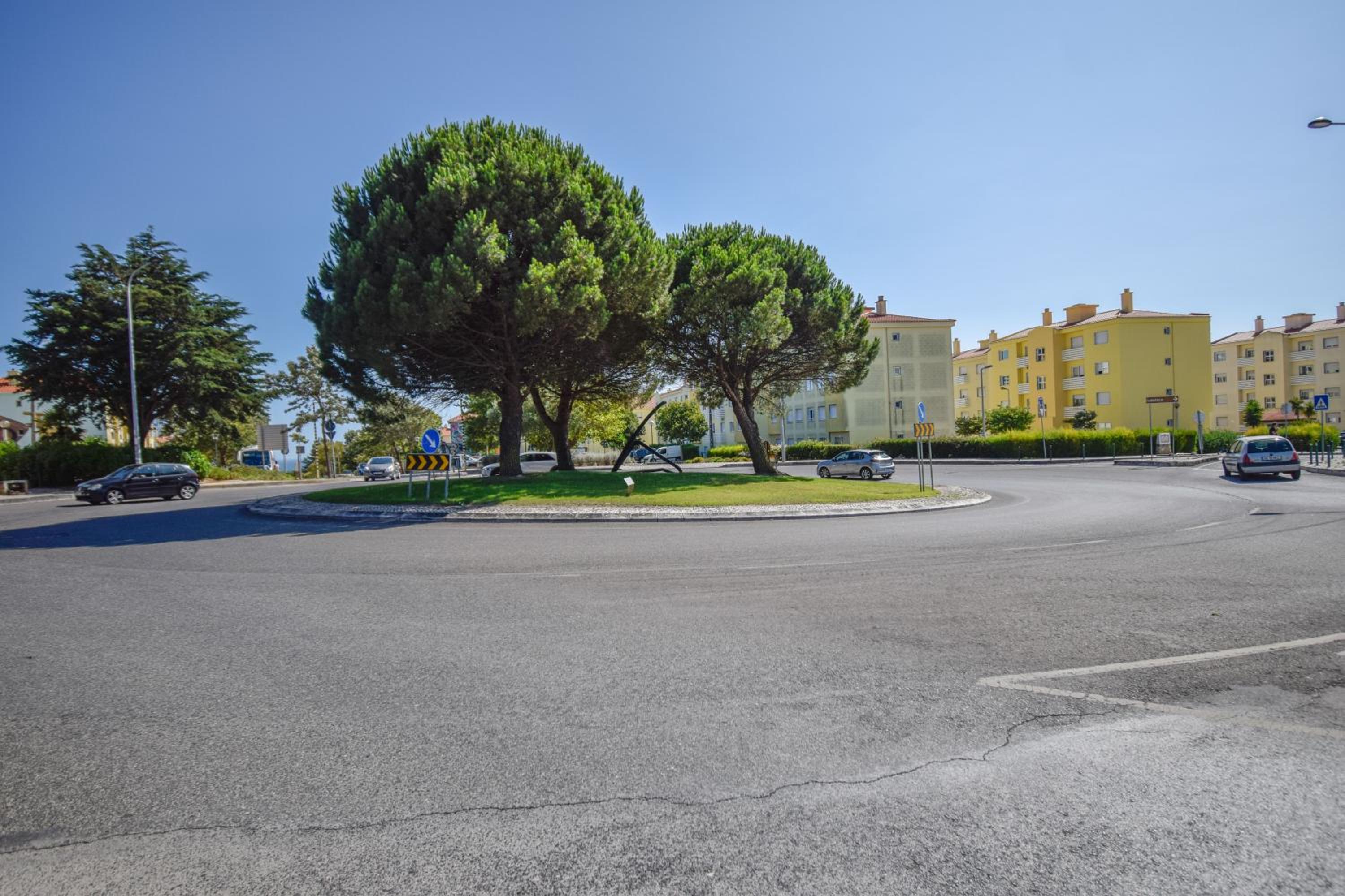 Estoril Prime Stay (Private Garden) beach 1km view 4