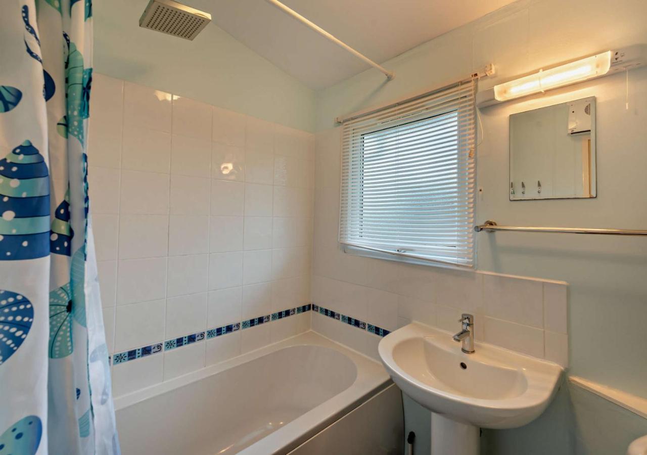 3 Bed in Burton oc-m29513