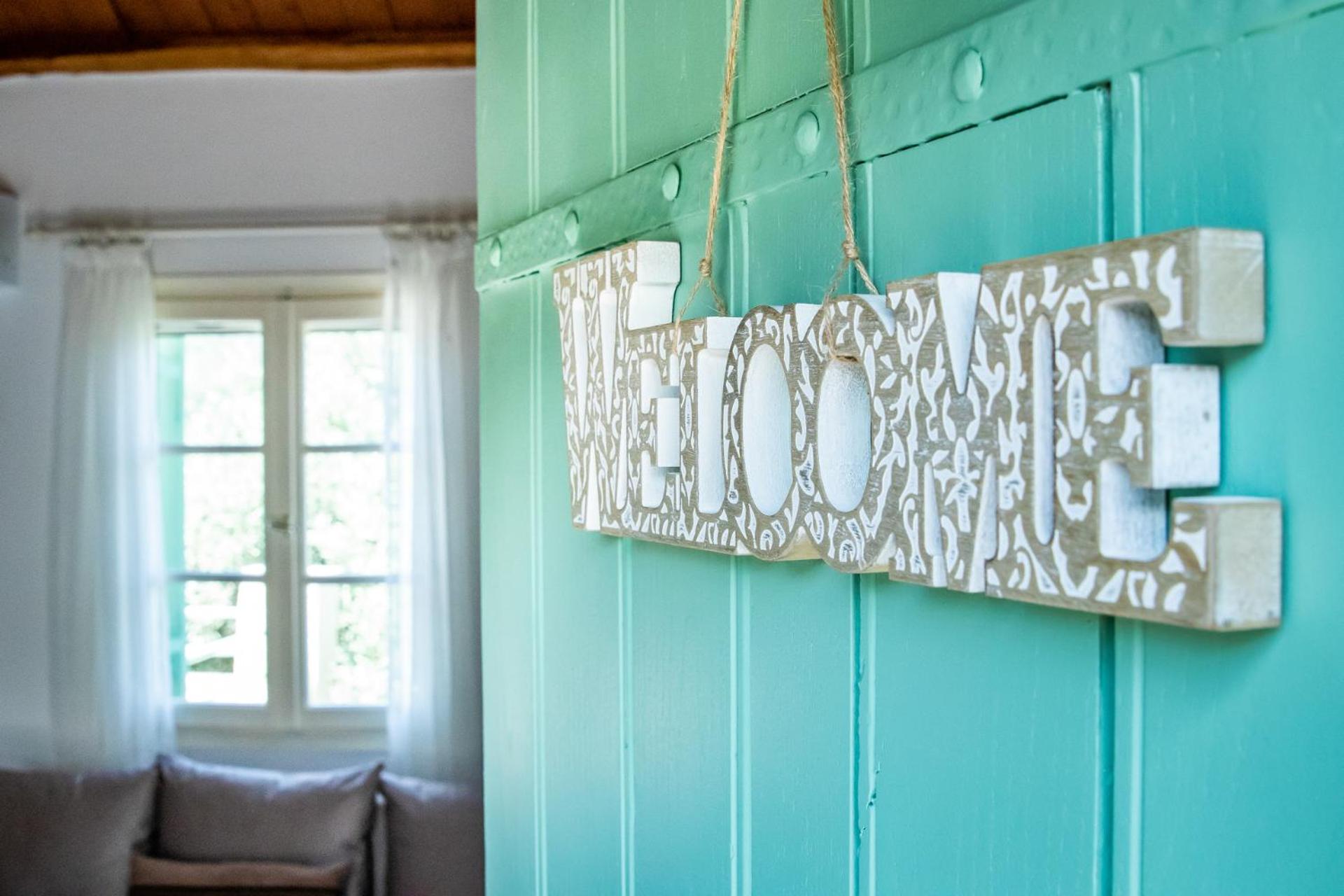 Anemoperasma - Peaceful Stay in an Olive Grove