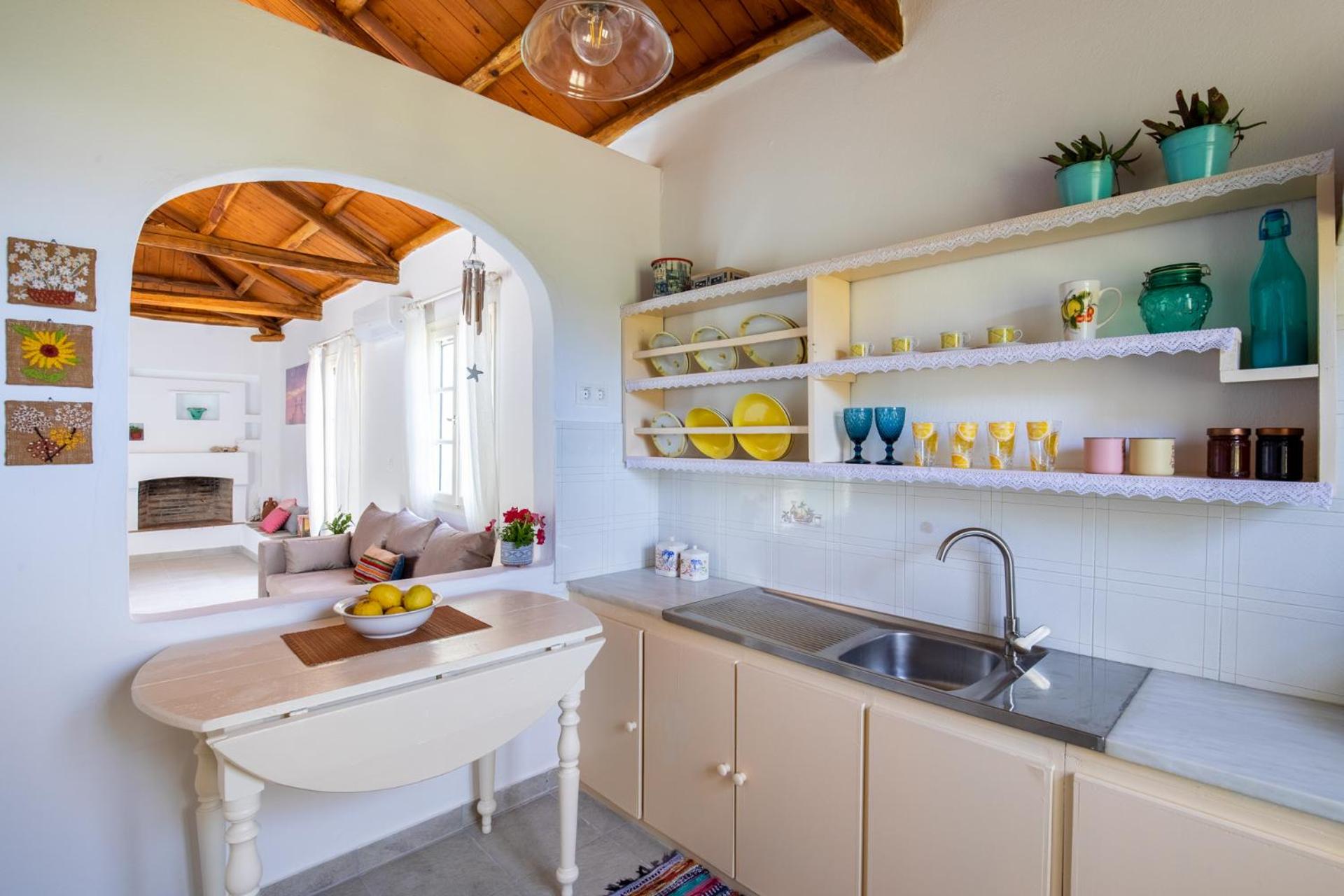 Anemoperasma - Peaceful Stay in an Olive Grove