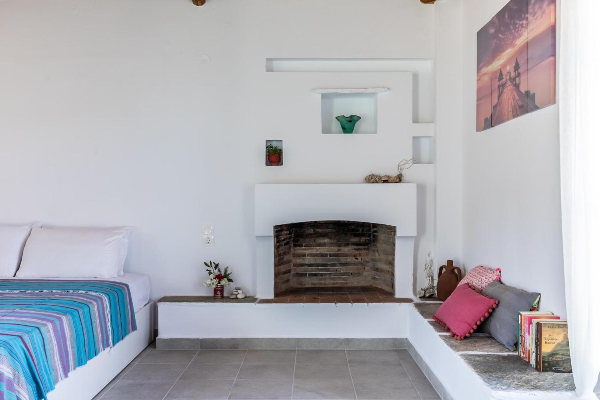 Anemoperasma - Peaceful Stay in an Olive Grove