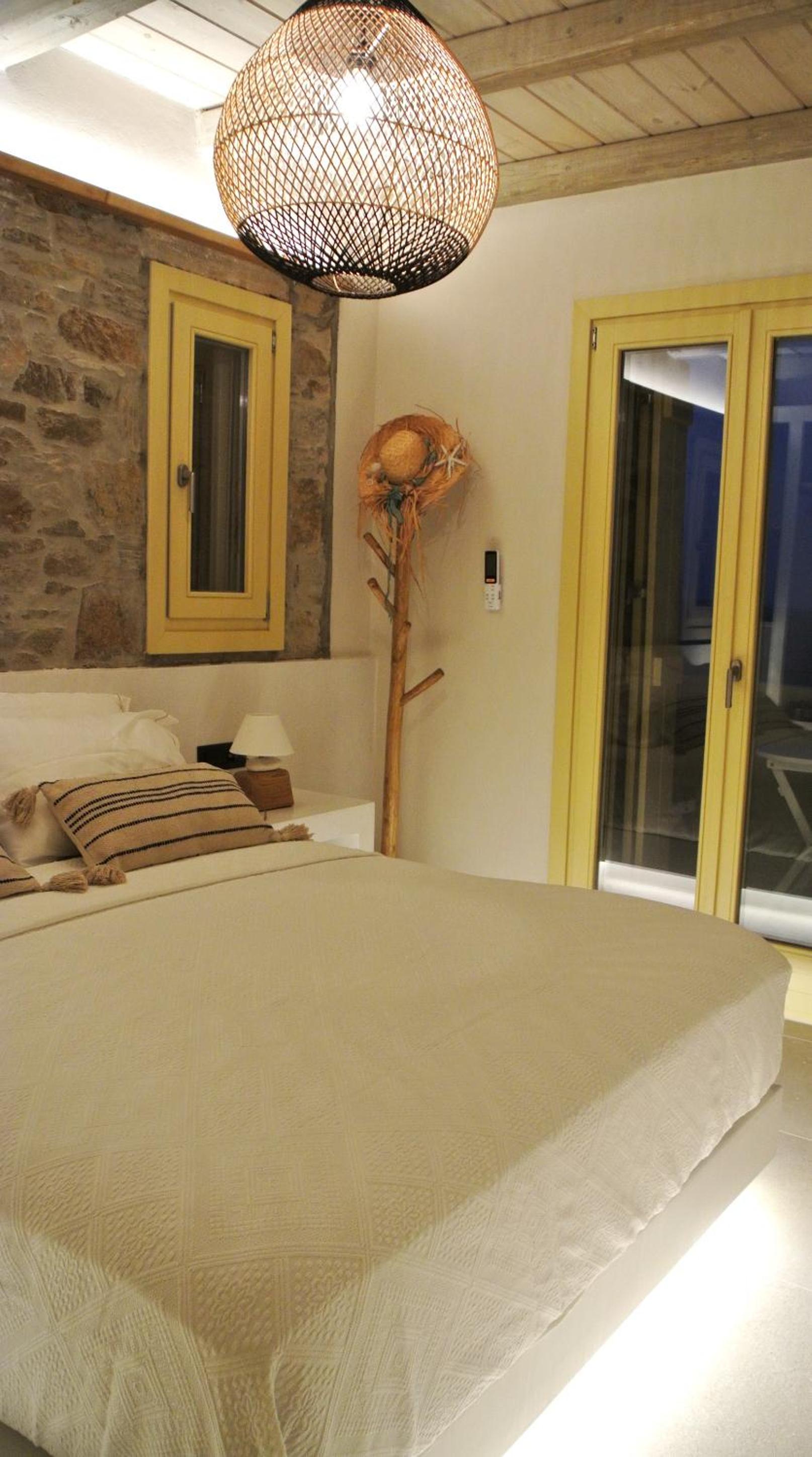 Agiannirema Ios Houses