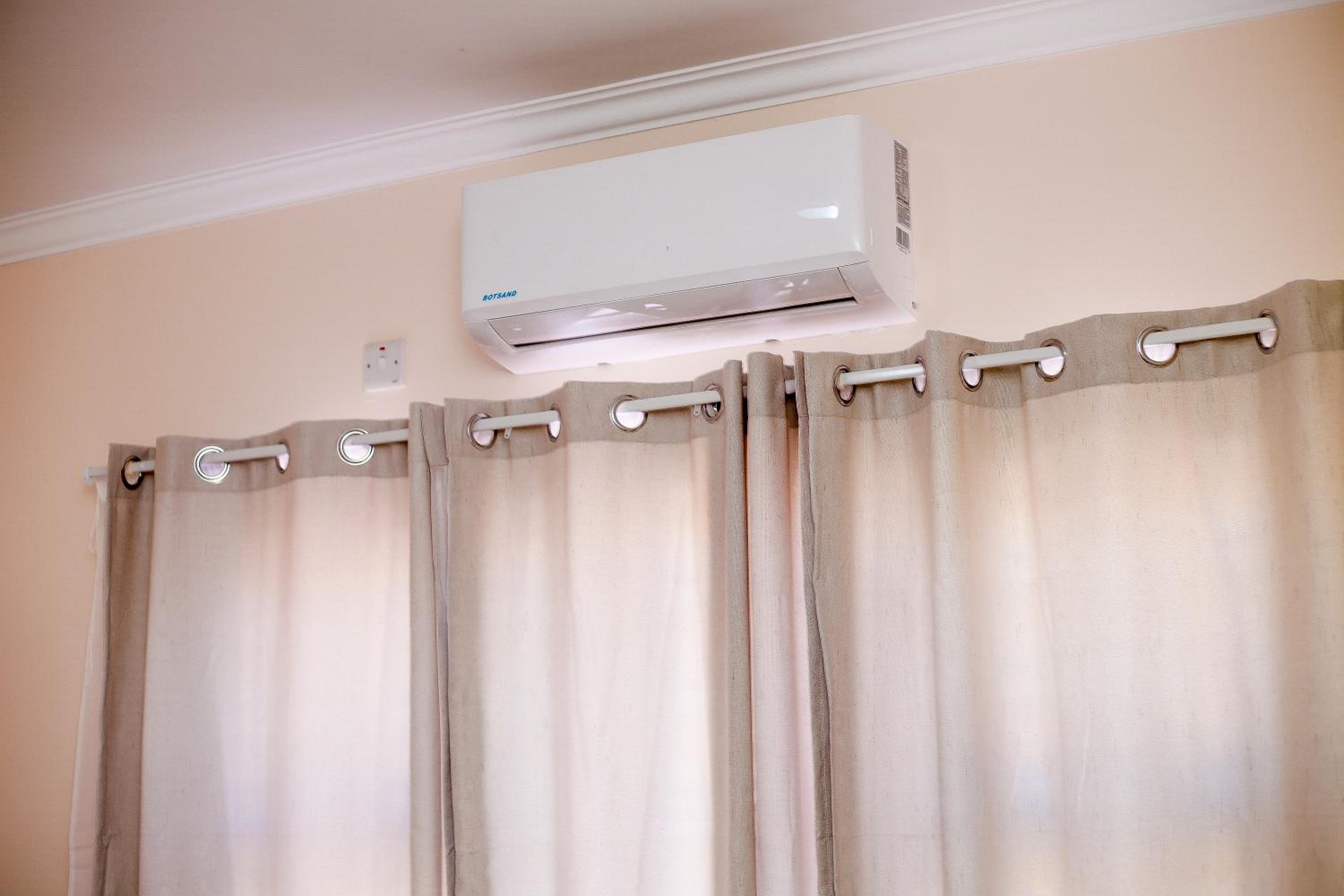 JTown CBD Self-Catering Apartment