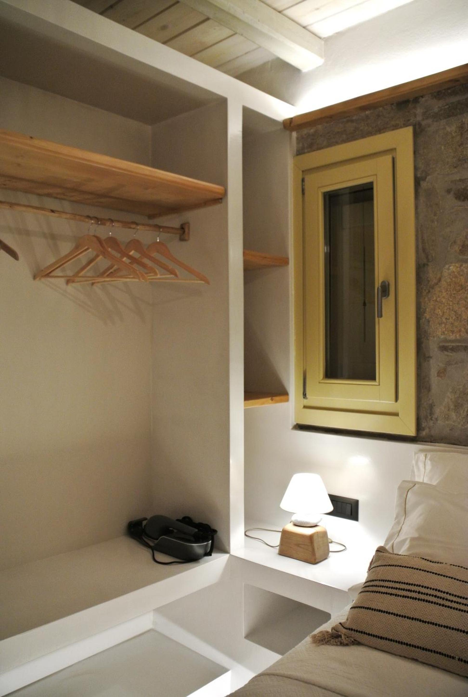 Agiannirema Ios Houses