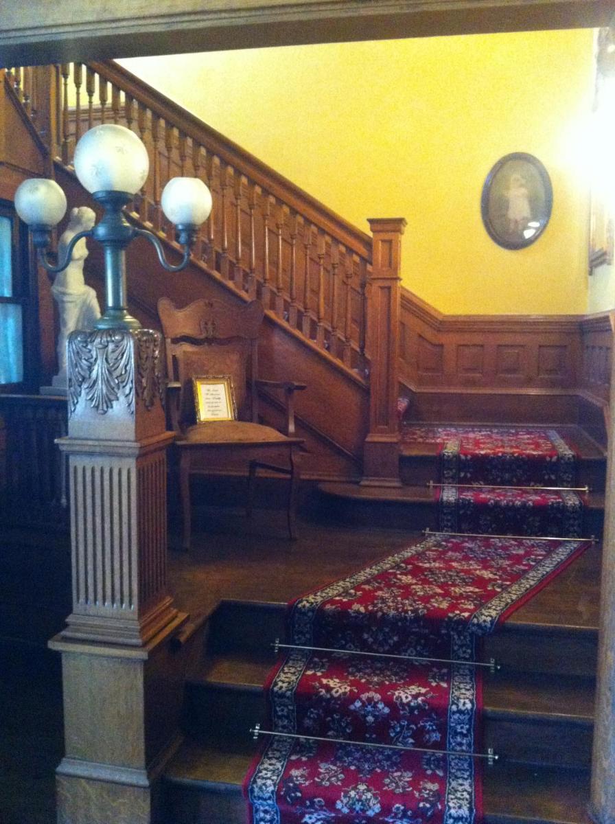 Simmons-Bond Inn Bed & Breakfast