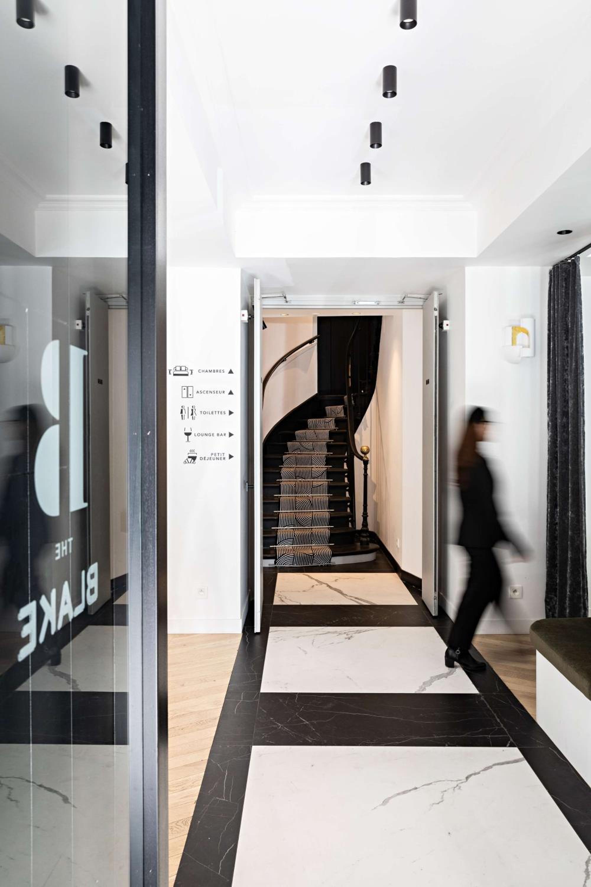 Best Western Premier The Blake Paris Gare Saint Lazare