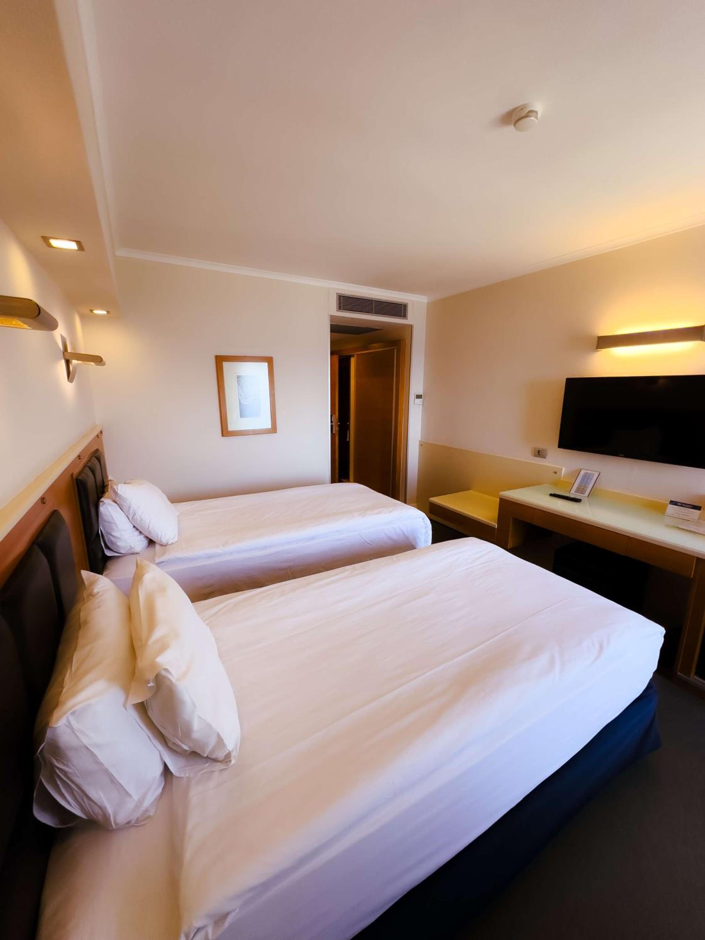 Best Western Plus Hotel Konak - Image 9