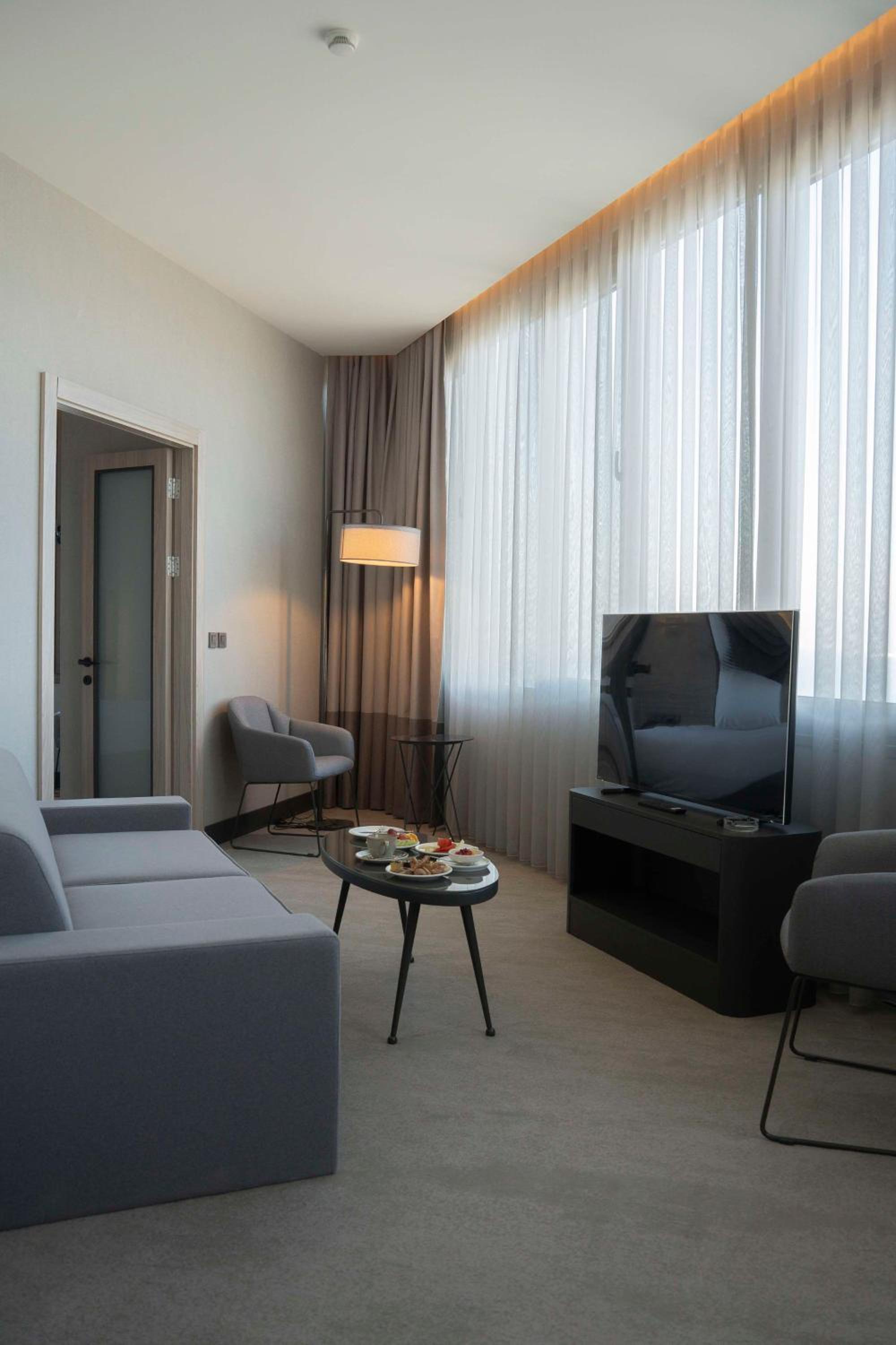 Best Western Plus Hotel Konak - Image 15