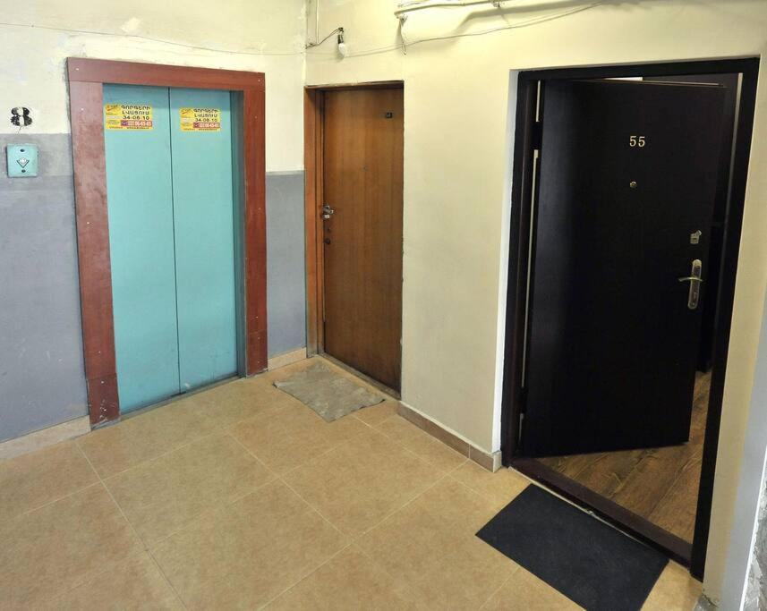 Beautiful and Cozy 1BD Condo in Heart of Yerevan!