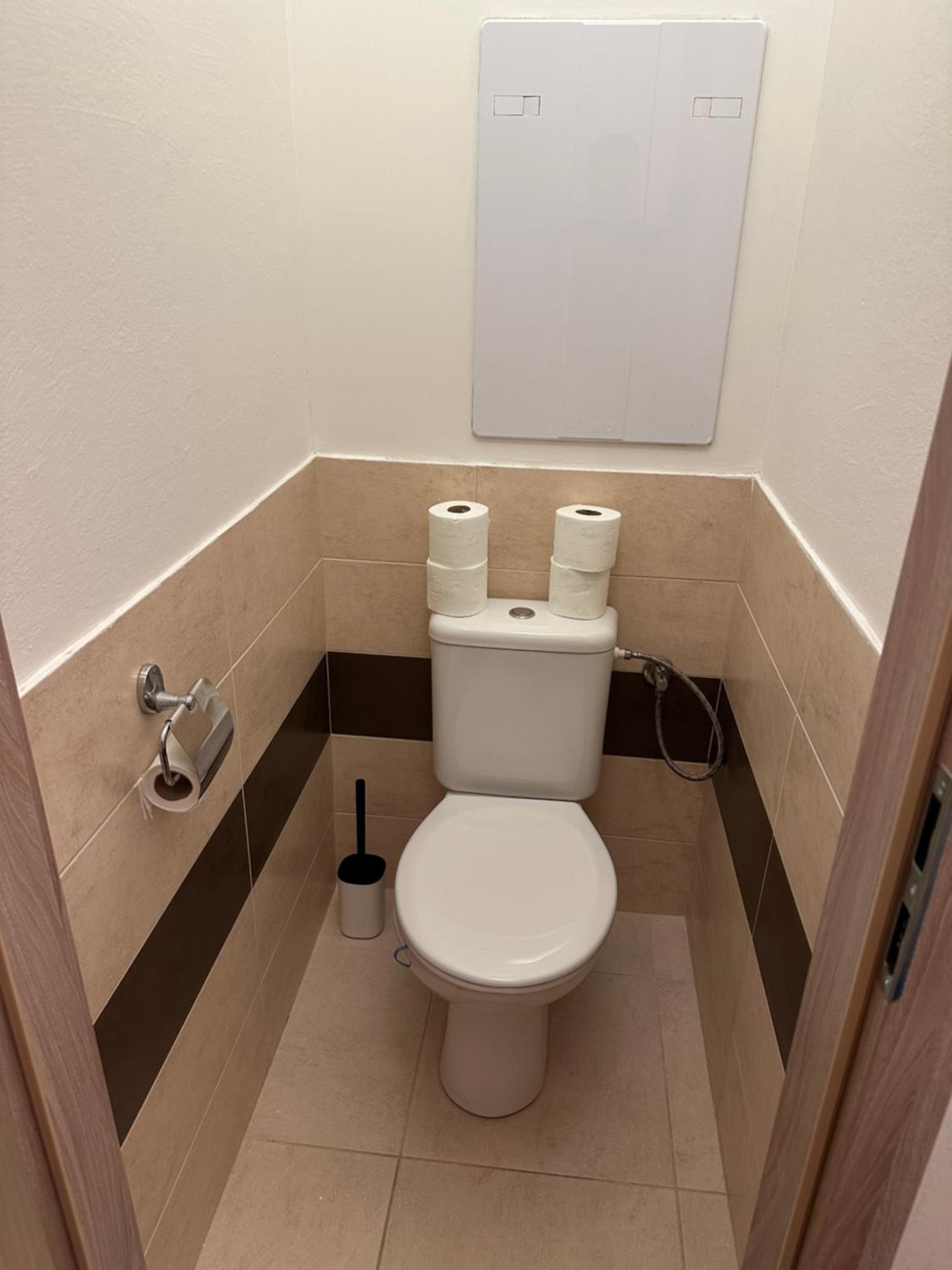 Peaceful relaxation apartment - free parking