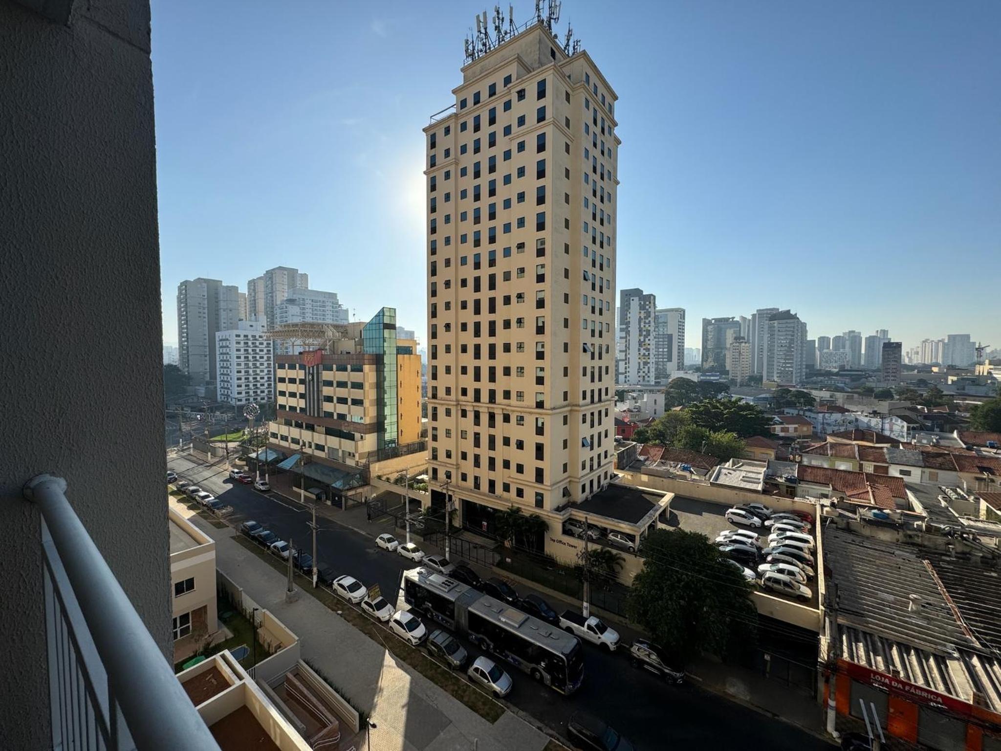 Novo, confortável e aconchegante - Próximo ao Allianz e Metrô