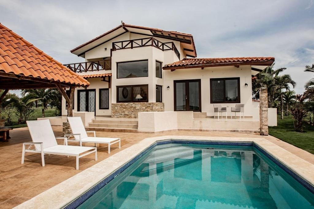 Exclusive & Cozy Villa Larisa at Pedasi view 2