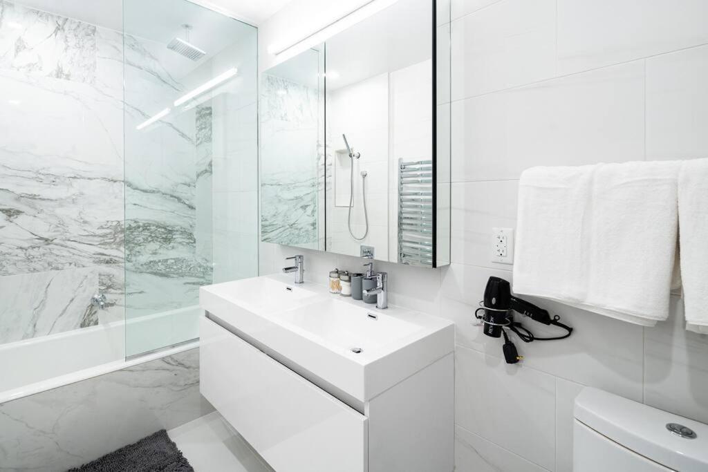 Luxury Full Floor Chelsea Apt St 7