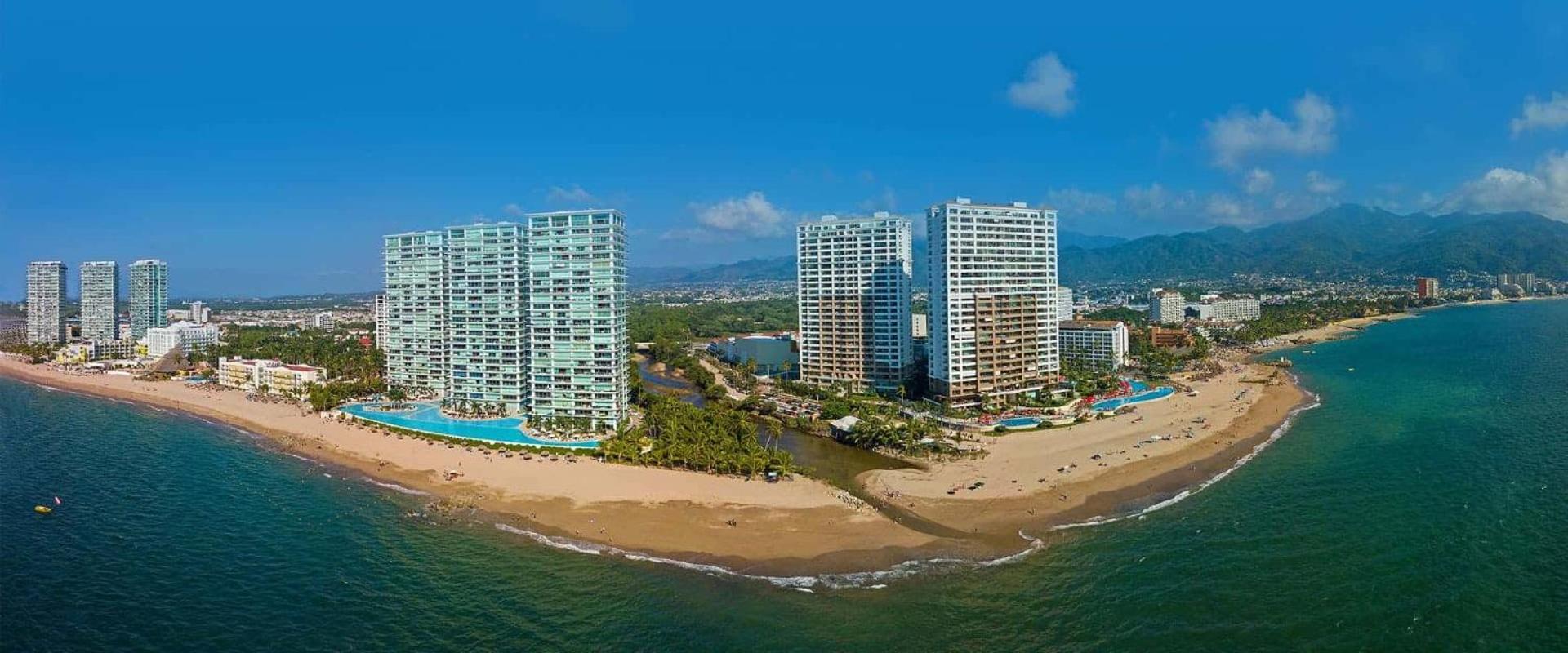 Charming 1BR Suite in Coastal Paradise