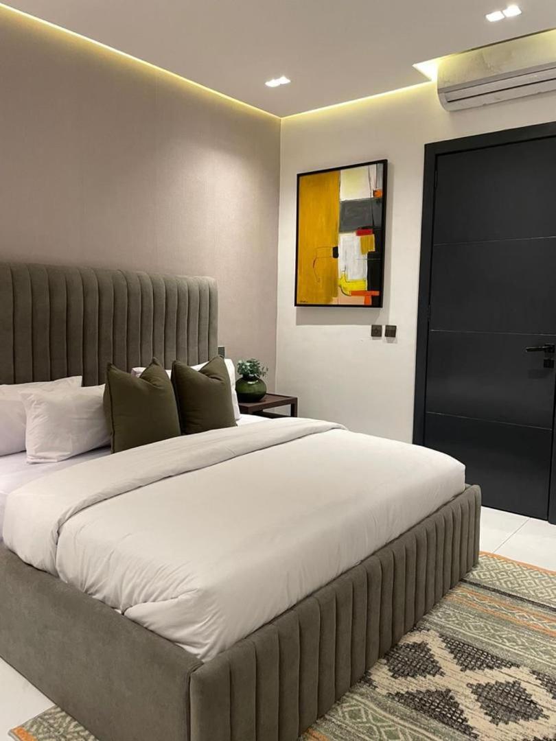 Karmozee Apartments view 5