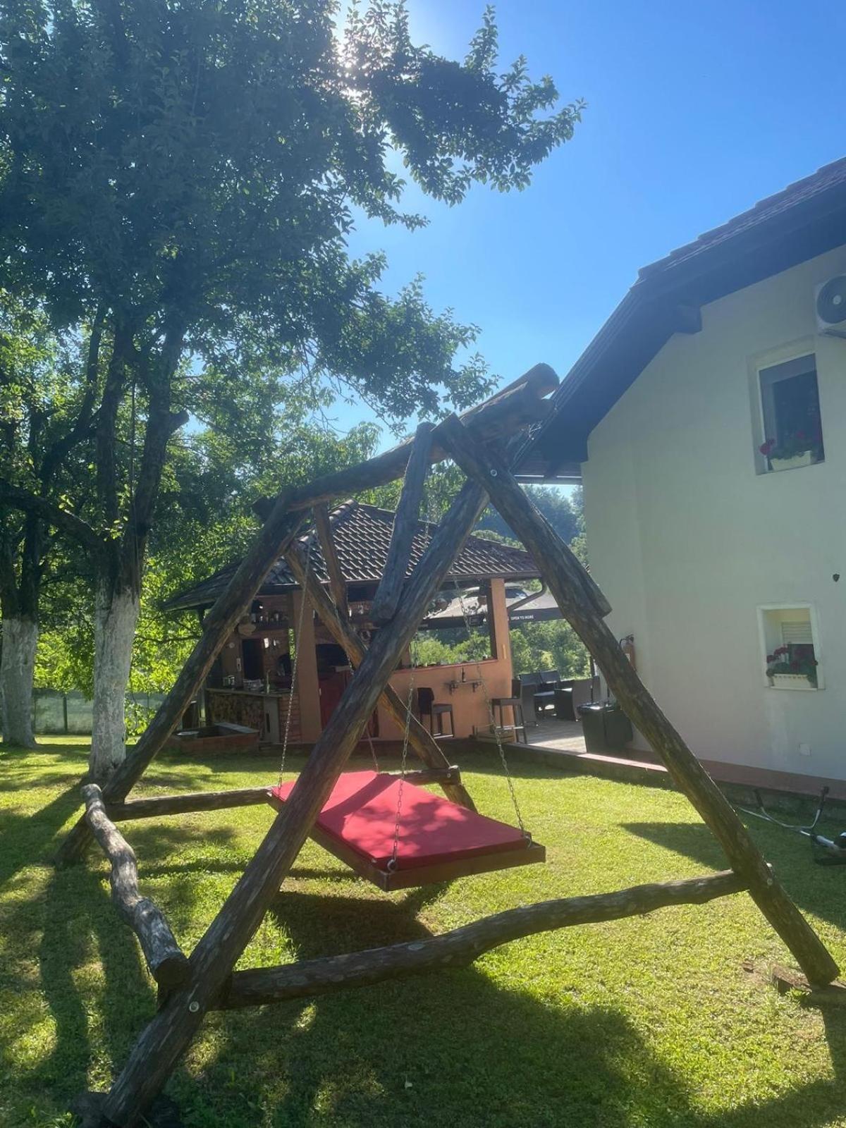 Lexor Holiday Home