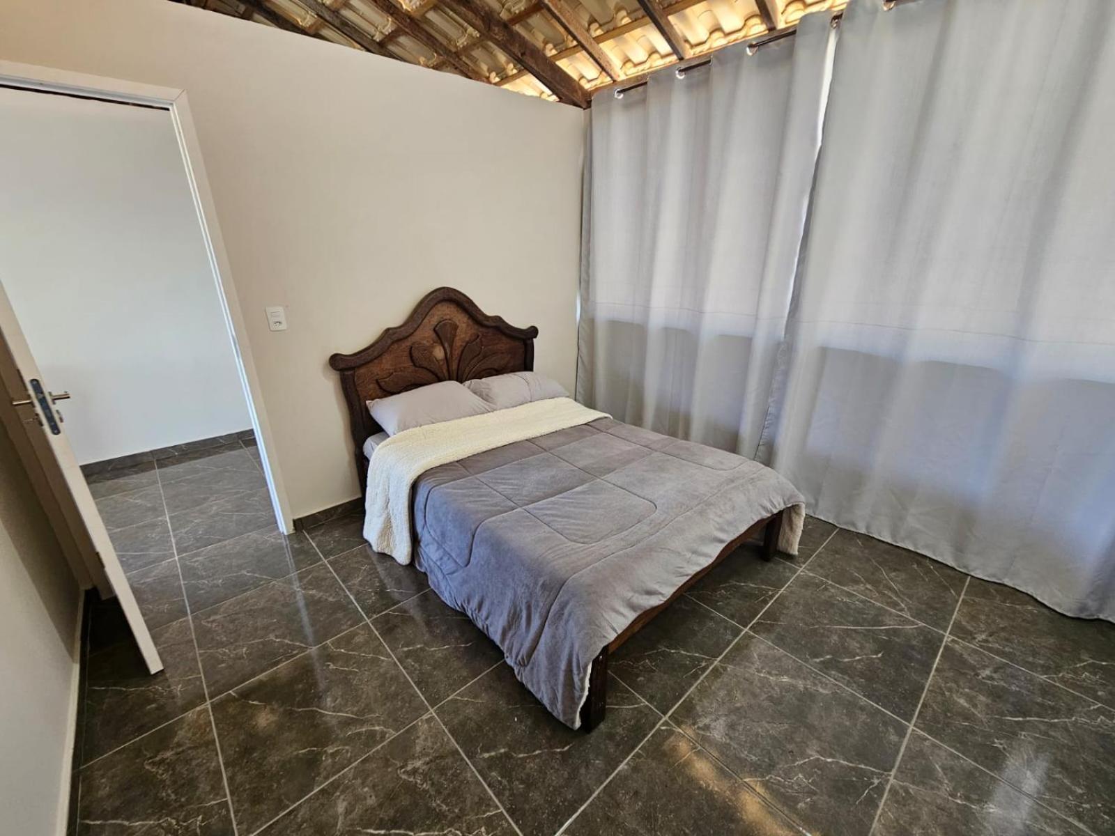 Casa 5 quartos e piscina emTiradentes-MG