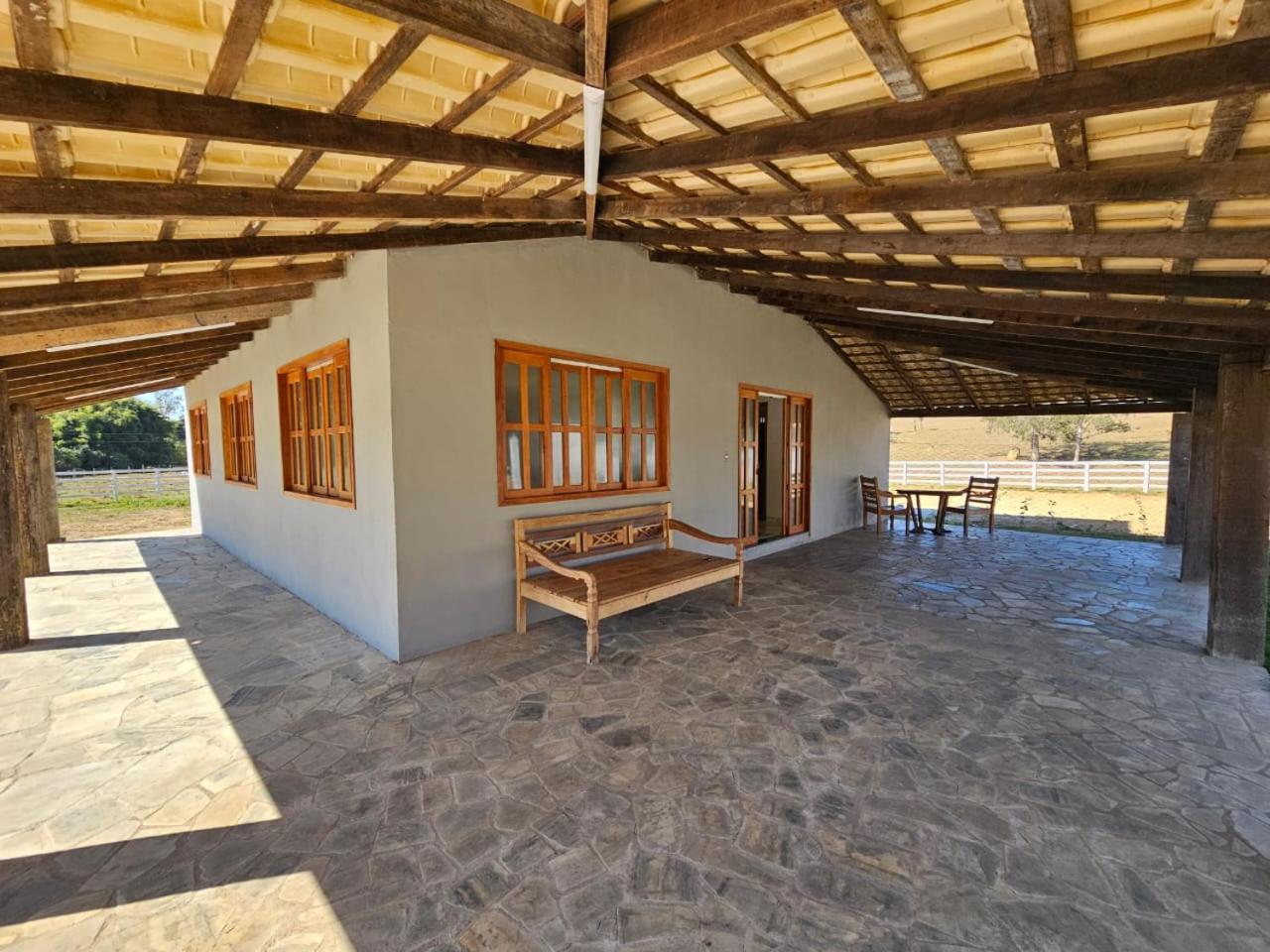Casa 5 quartos e piscina emTiradentes-MG