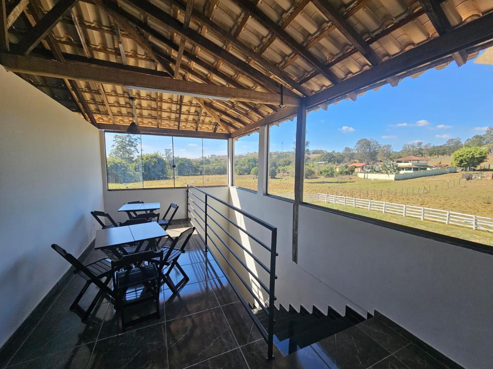 Casa 5 quartos e piscina emTiradentes-MG