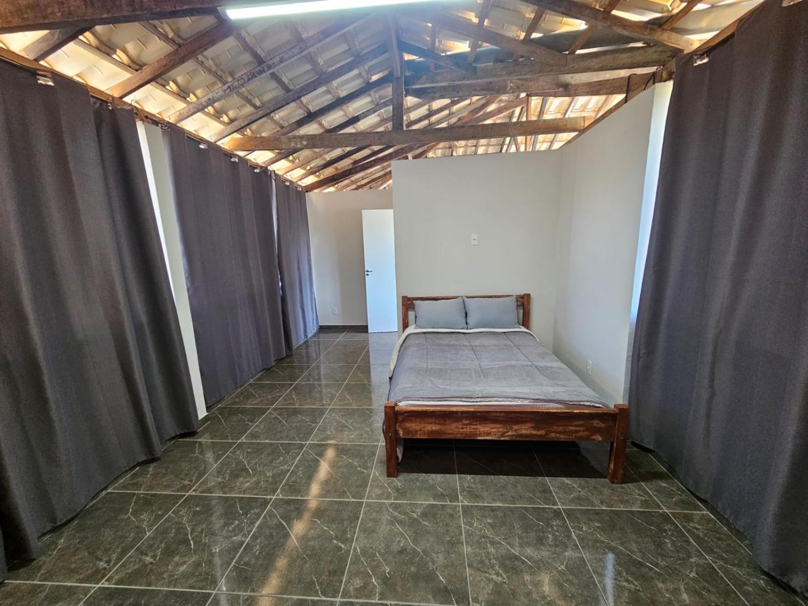 Casa 5 quartos e piscina emTiradentes-MG