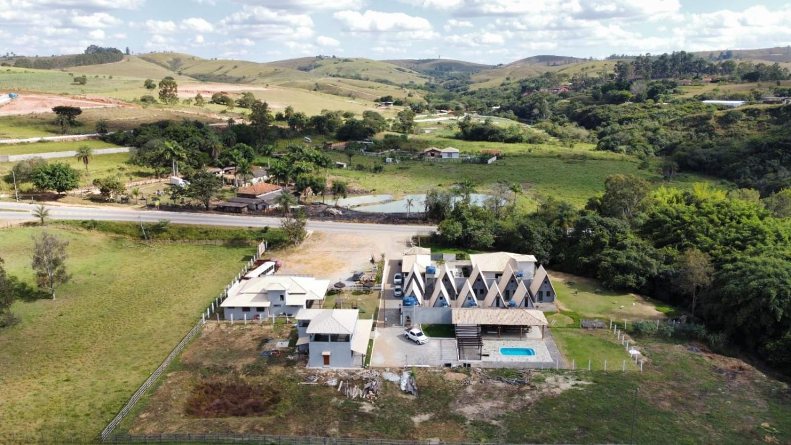 Casa 5 quartos e piscina emTiradentes-MG