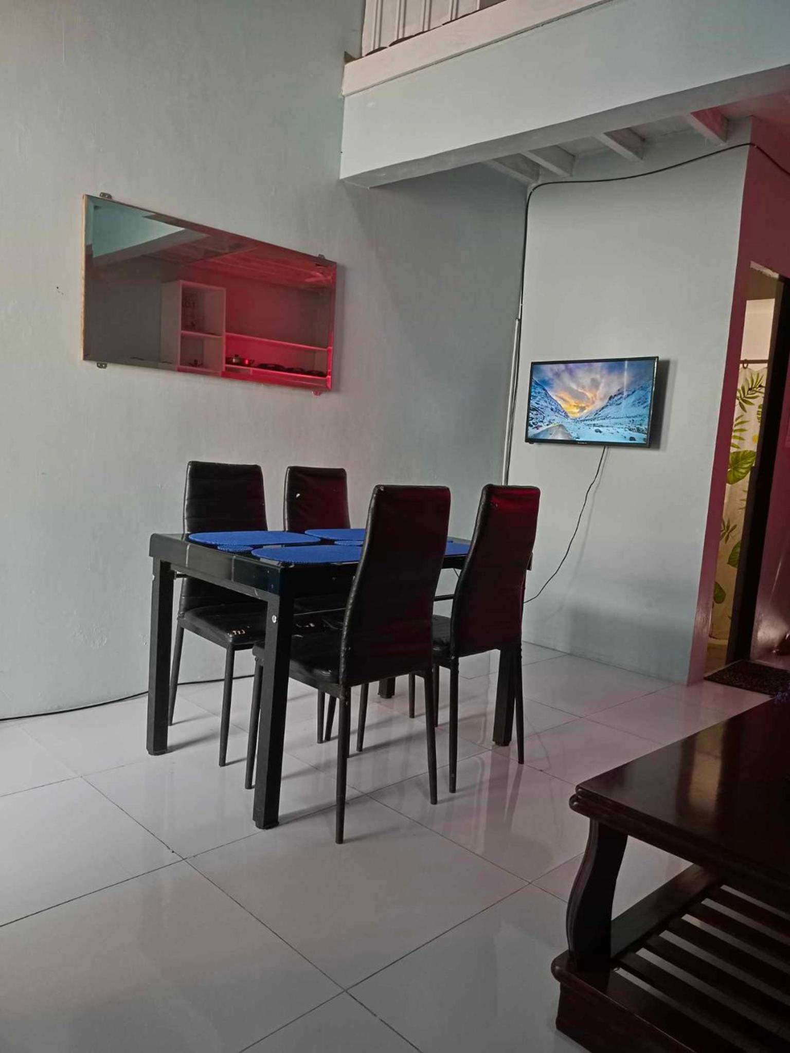 Merj's Guest House view 3
