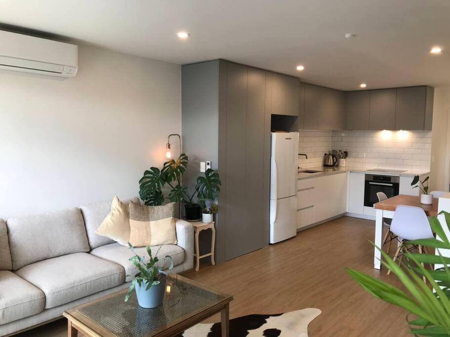 Modern Mangere Town House — Auckland