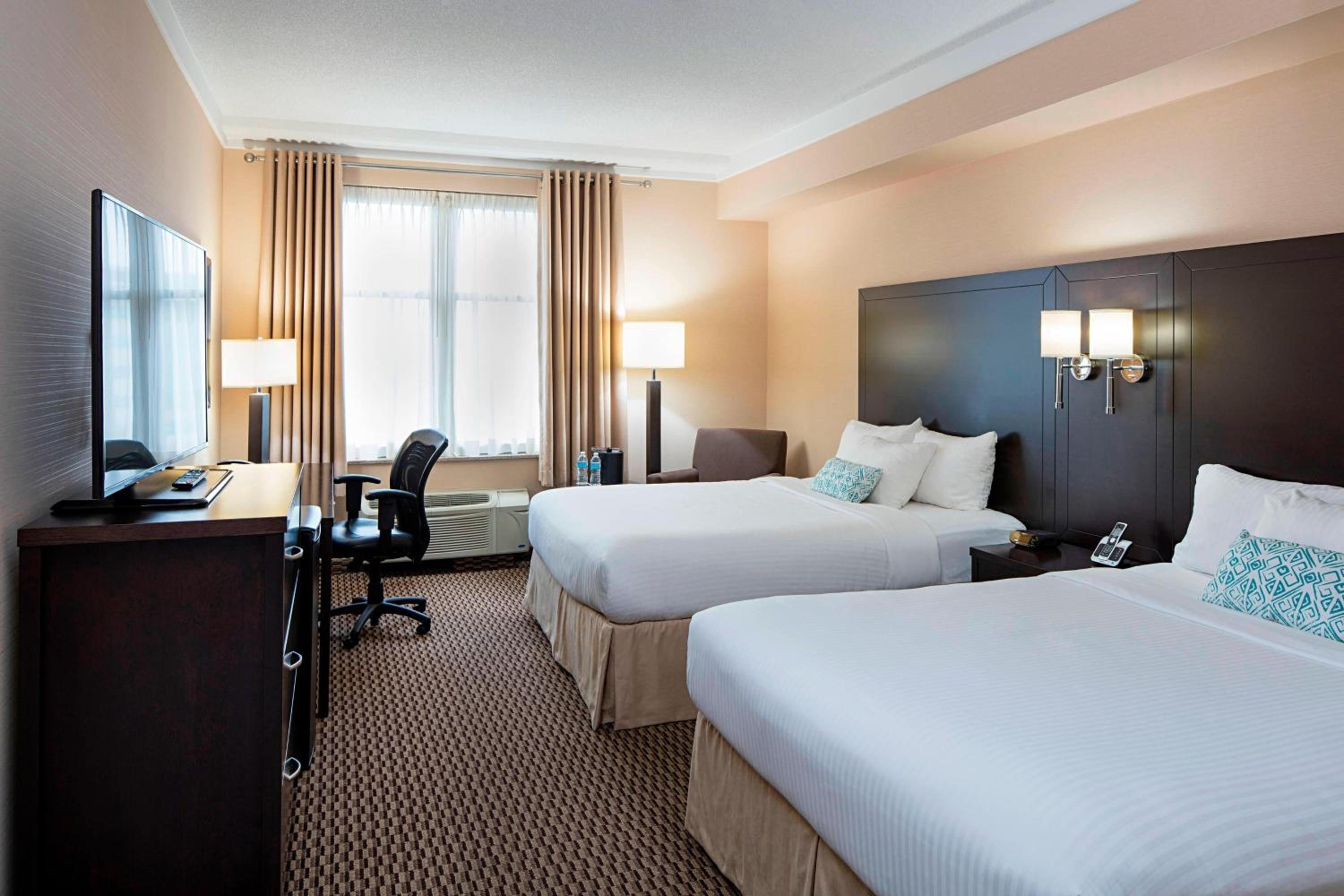 Guelph Vacations - Delta Hotels by Marriott Guelph Conference Centre - Property Image 43