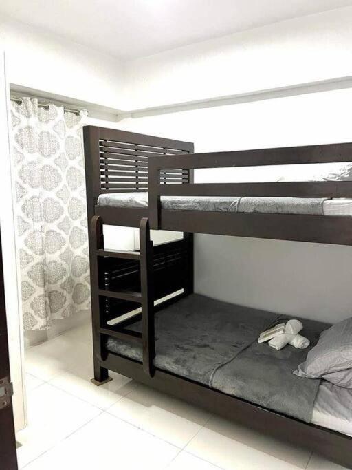 Staycation Burnhamhill Condominium Baguio view 3