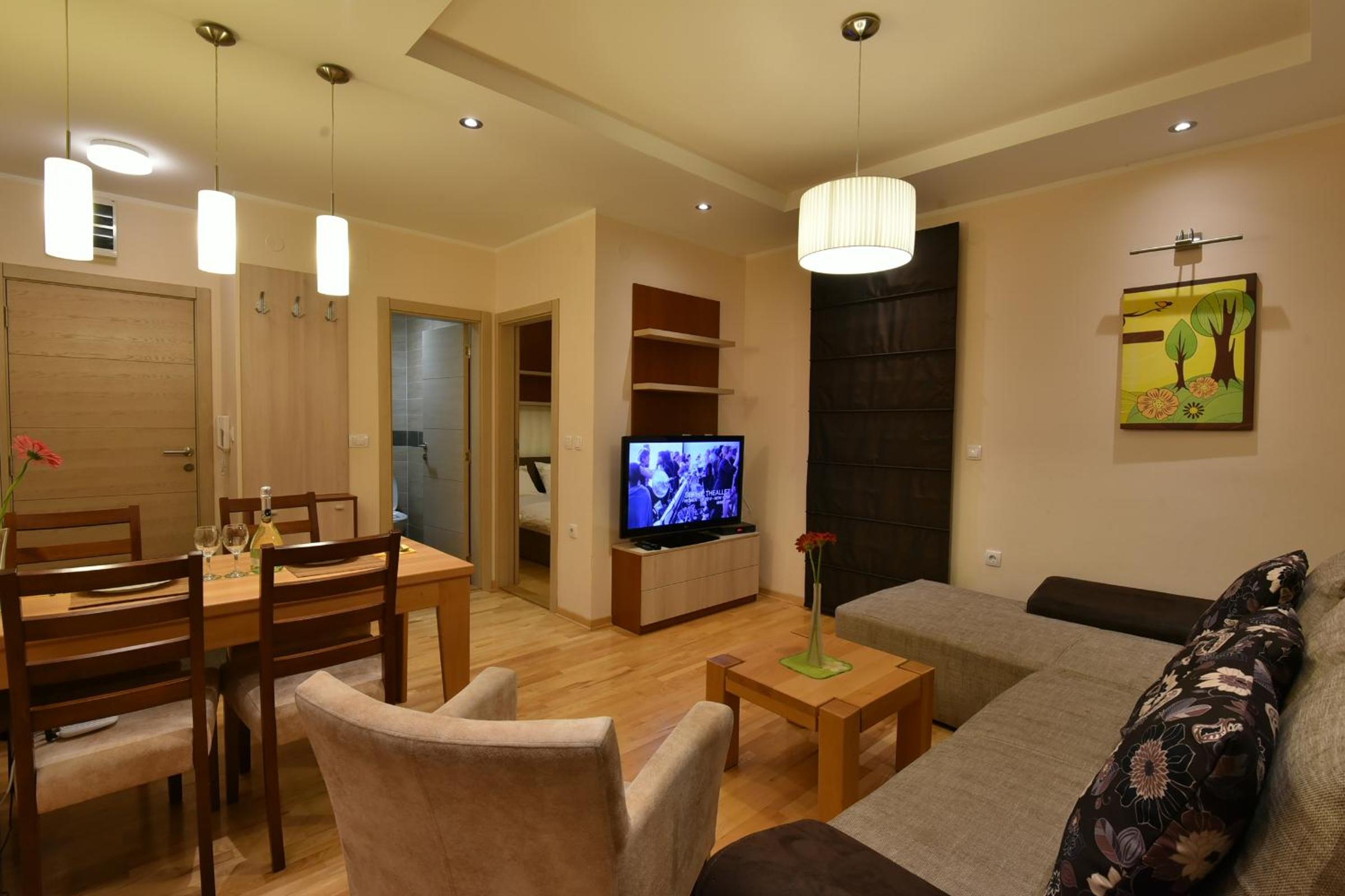 Villa Natural Wood view 4