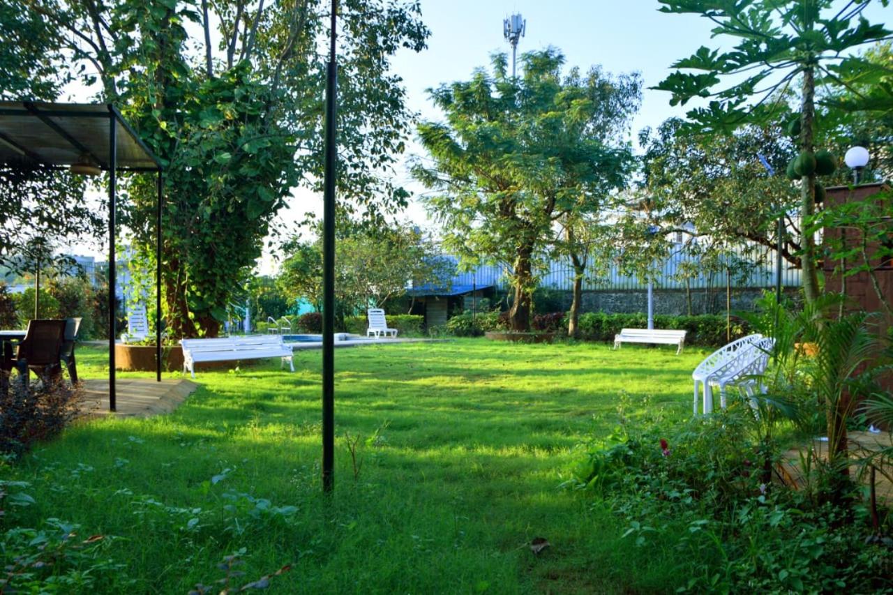 Woodside Villa