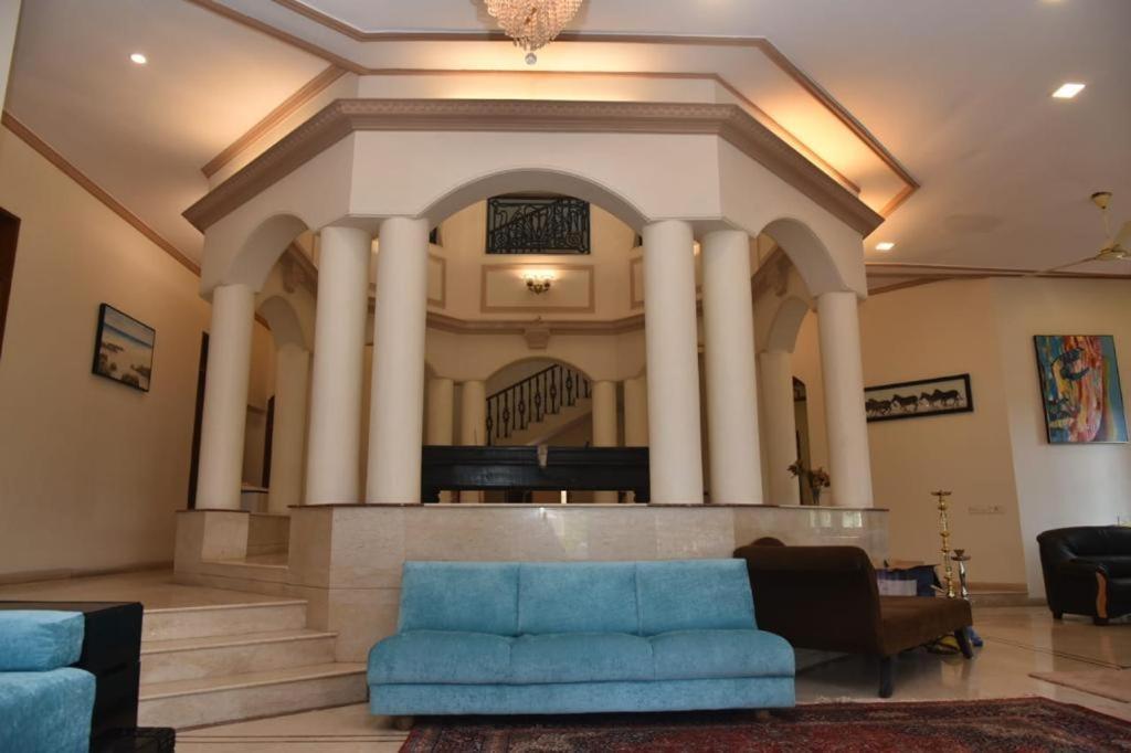 Woodside Villa