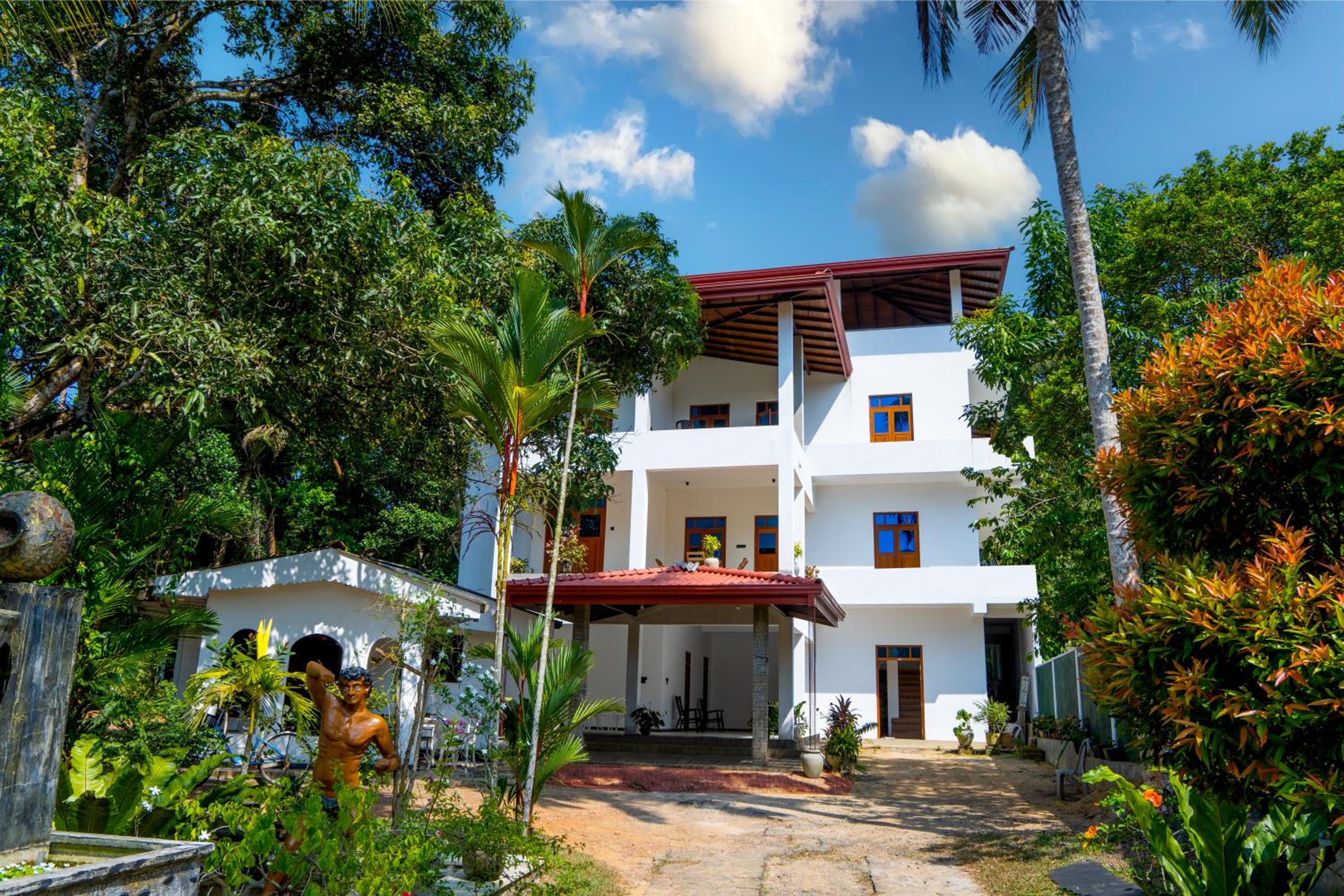 Blue Rice Villa Pvt Limited and Hotel view 5