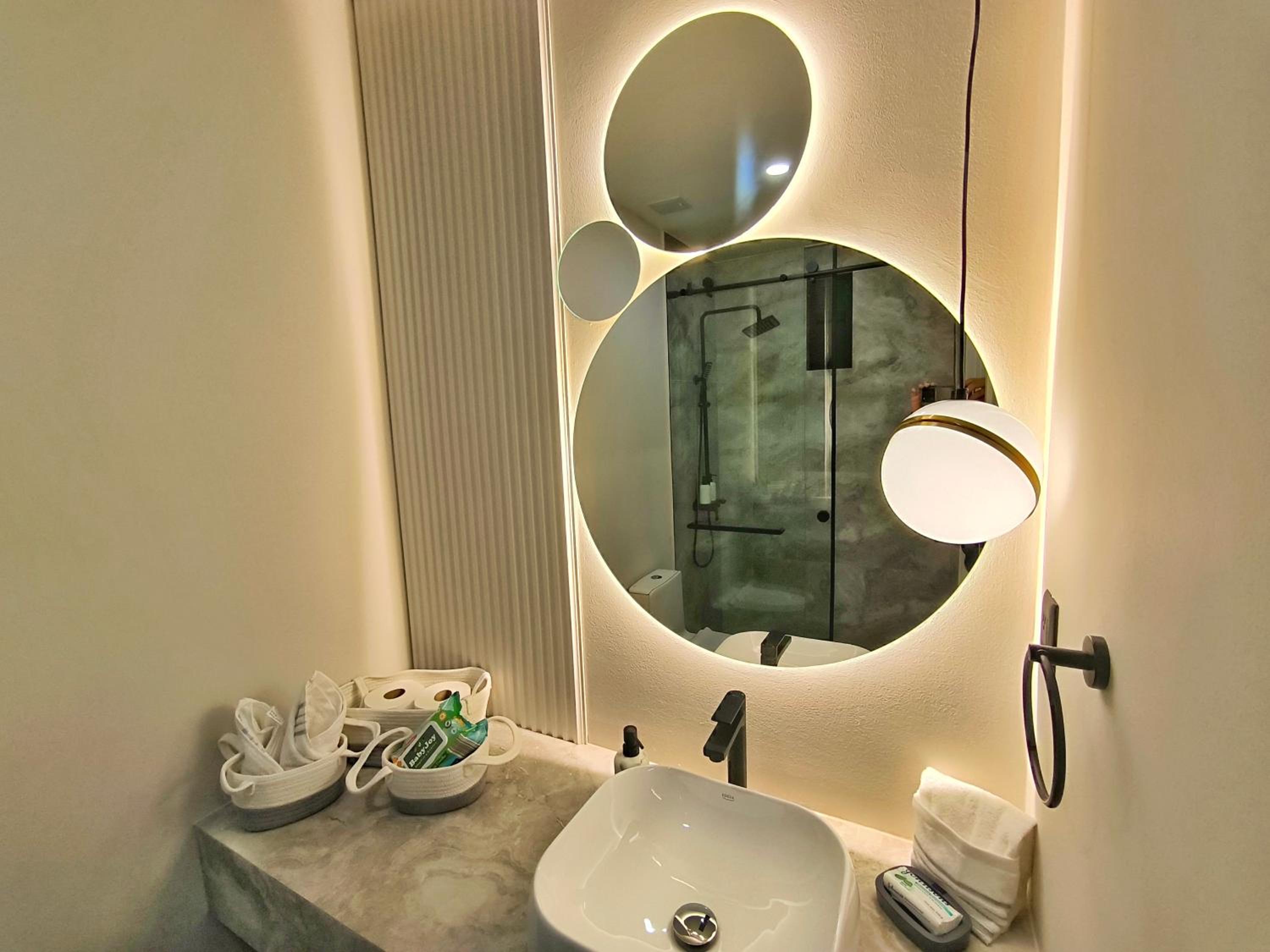 Republica del Salvador Coliving Ecuador XOE