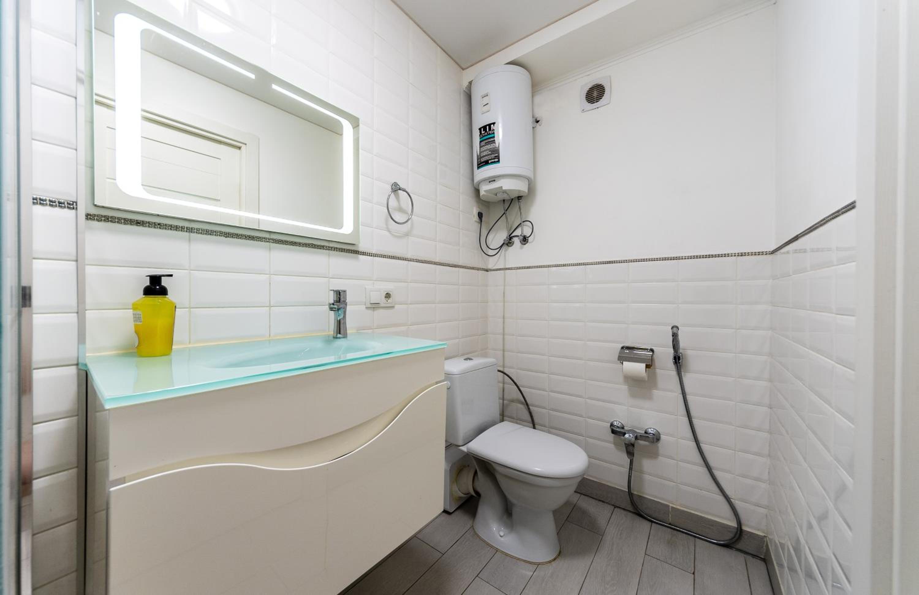 Photo 9