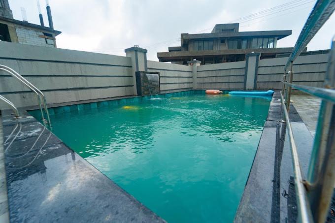 Cabana Luxury Palace