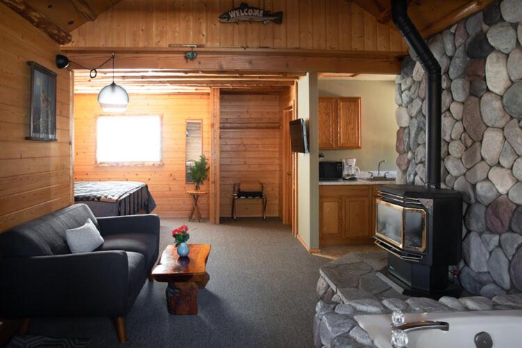 oak knoll lodge