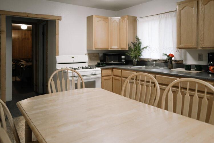 oak knoll lodge
