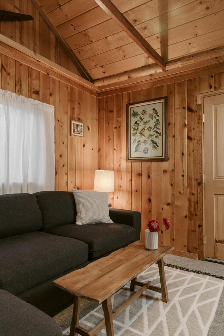 oak knoll lodge