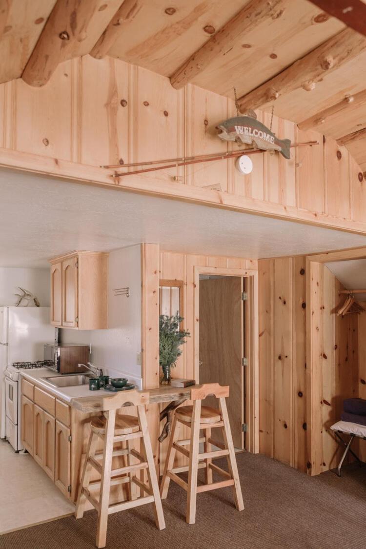 oak knoll lodge