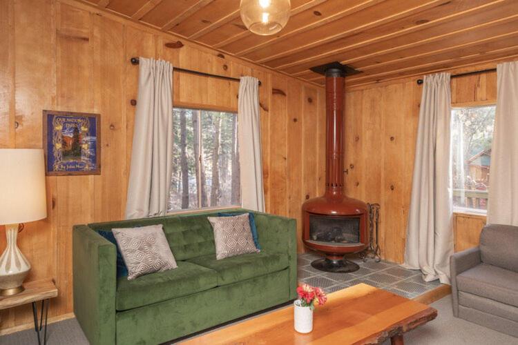 oak knoll lodge
