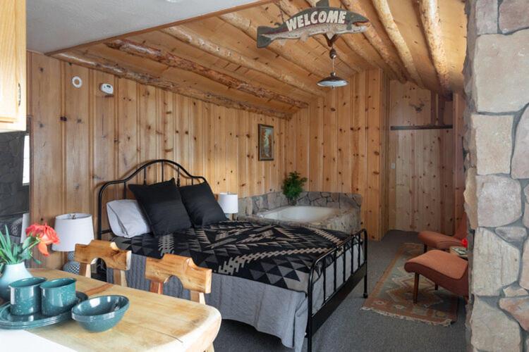 oak knoll lodge