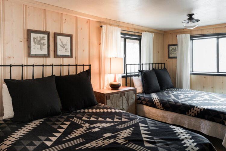 oak knoll lodge